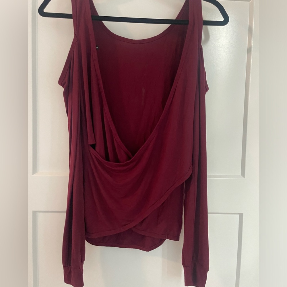 Oliviaceous burgundy open back long sleeve, size small
